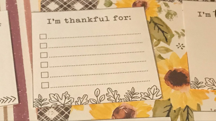 Easy DIY Thankful Banner for Thanksgiving