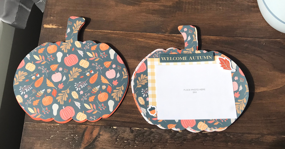 Mini Fall Book using the Cricut 