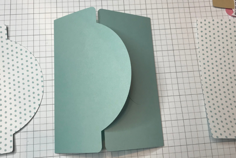 How to Make a Birthday Card on Cricut | A Beginners Guide